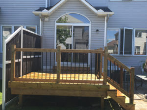 Deck by Deluxe Fencing