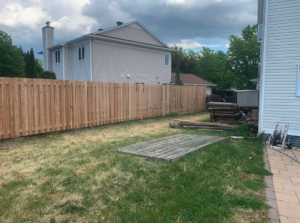 western-red-cedar-fence-in-ottawa