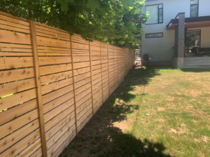 western-red-cedar-fence-in-ottawa